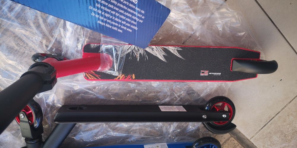 Тротинетка за Каскади, Трикове и Скачане 5015