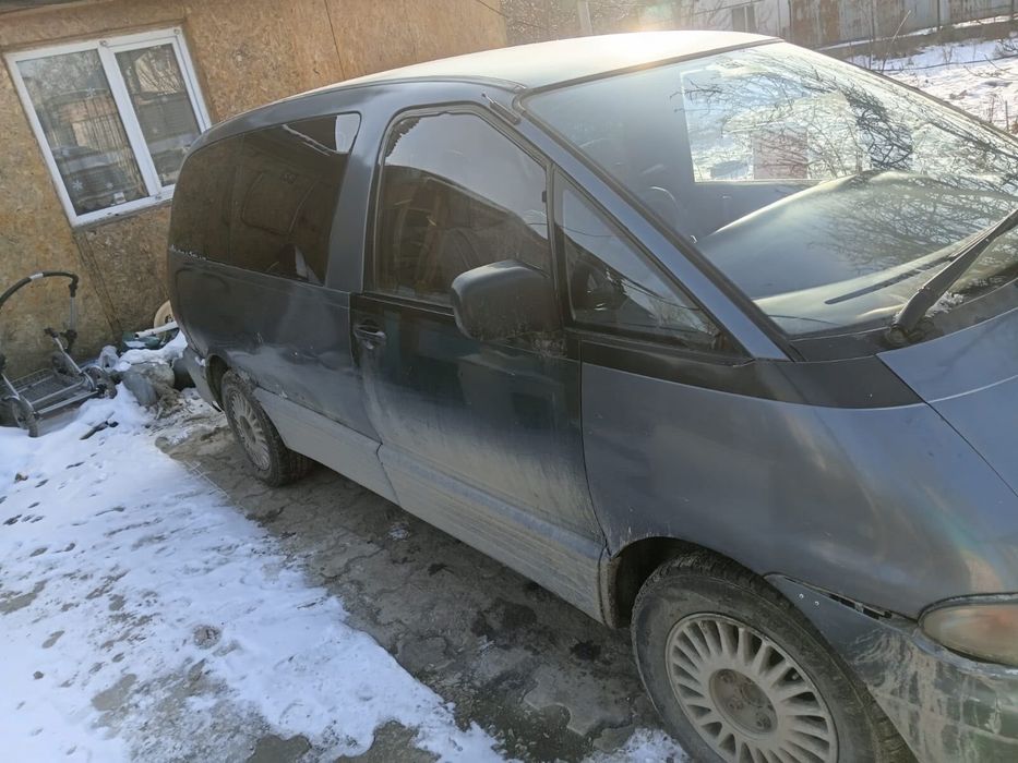 Тоета истима миневен
