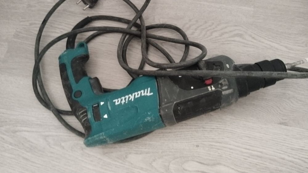 Makita perfaratori Bosch ham bor