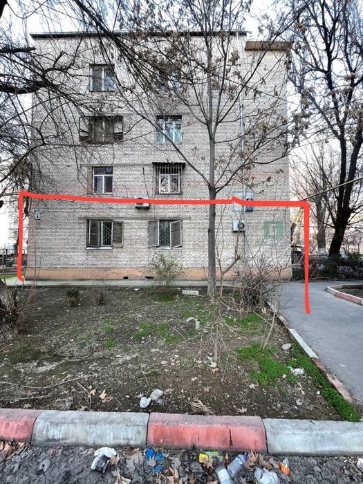 Продается 3 комнатная квартира Ц-13  1,5 линии от дороги