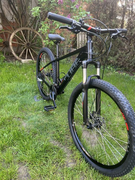 Cube Aim 27.5 цола S/M 3x8 Asera