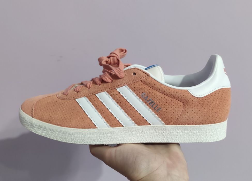 Нови Adidas ORIGINALS Gazelle 43 1/3