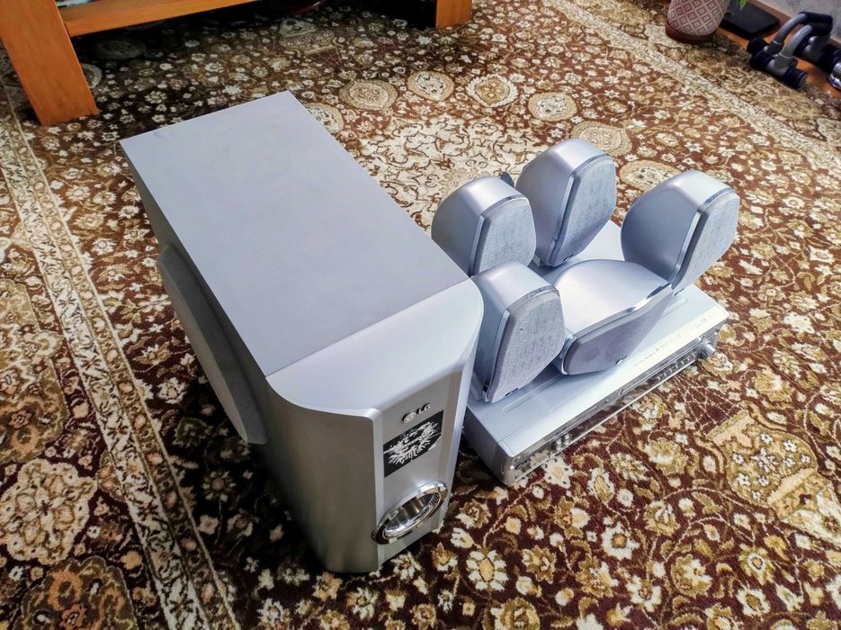 LG домашно кино DVD/VCR, Dolby Digital 5.1