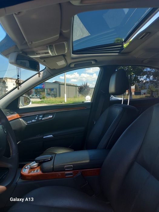 Mercedes-Benz S320