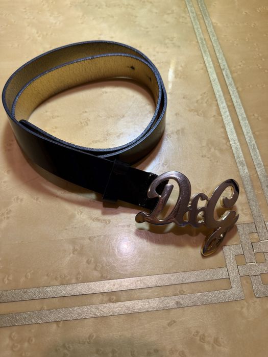 Ремень D&G, серьги, подвеска Swarovski