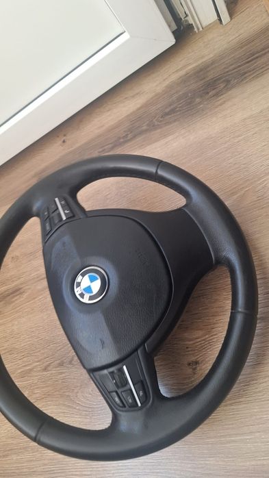 Volan BMW F10 stare impecabila