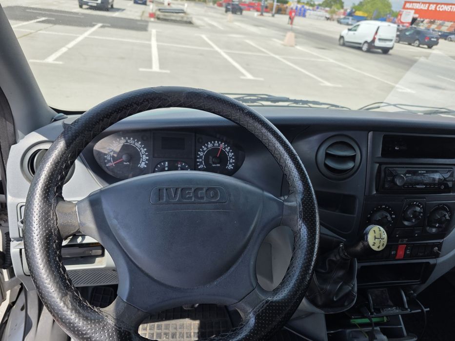 Platforma auto Iveco