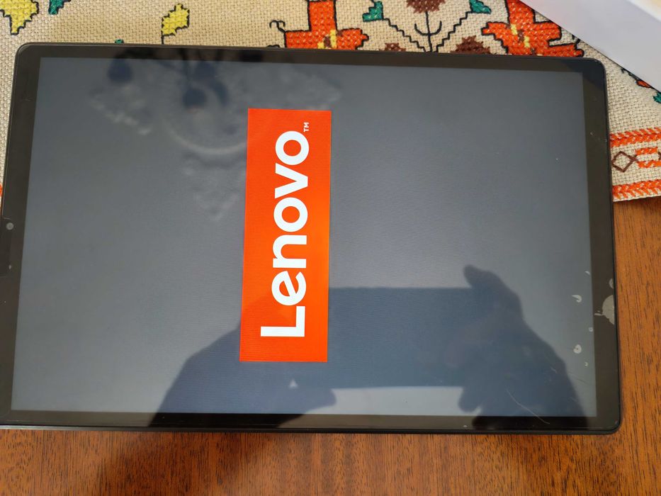 Lenovo tablet M10