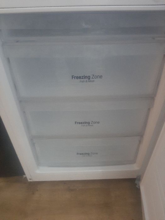 Продам холодильник LG. Доставка