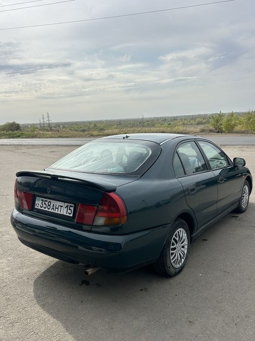 Mitshubisi Carisma 1.8 1995