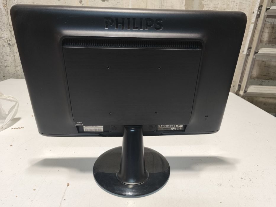 Монитор Philips 22''
