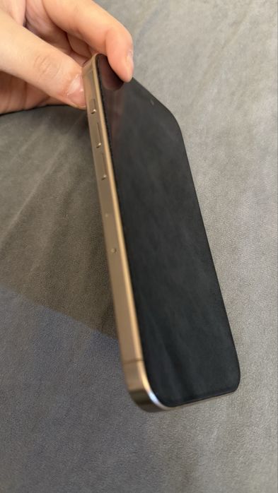 Iphone 16 pro 256 гигабайт