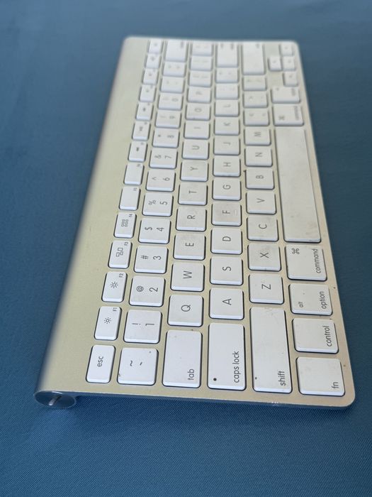 Apple Magic Keyboard A1314 безжична клавиатура, bluetooth