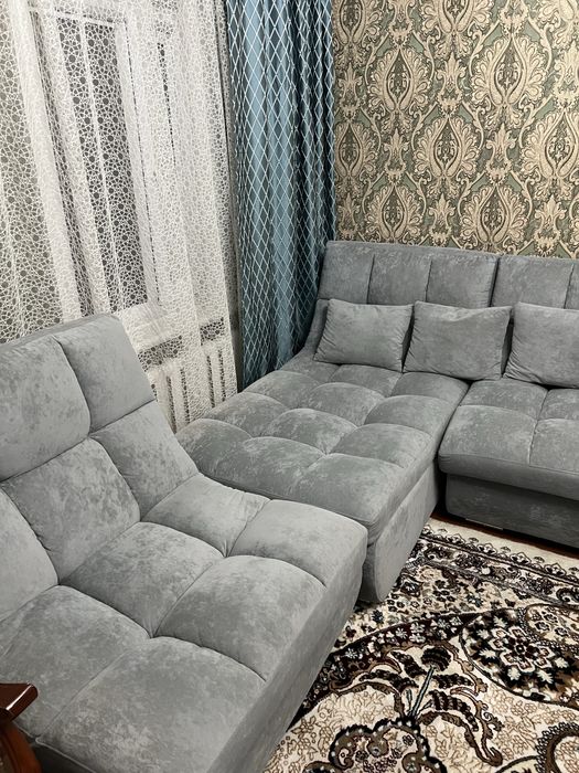 Продам диван , в отличном состоянии .