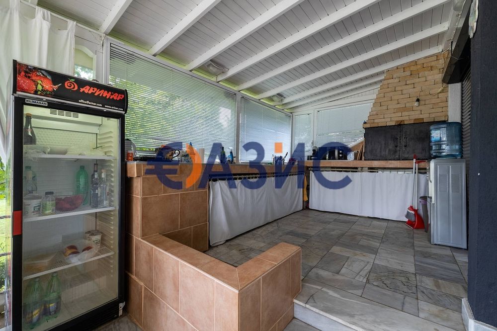 Продава се Къща в с. Кошарица, Област Бургас - 408 кв.м за 1713 €/кв.м - Снимка #6