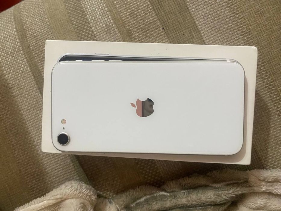 Iphoneeeee se 64 gb