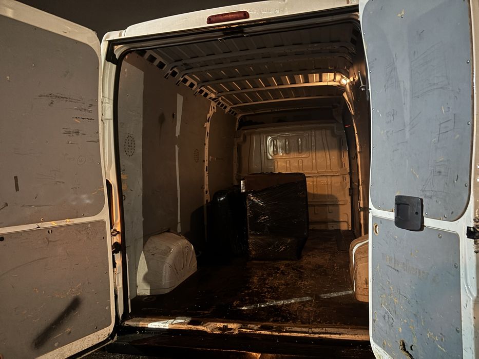 Извозване на боклуци и мебели