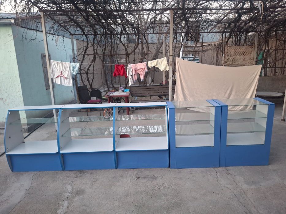 Ветрины магазинные