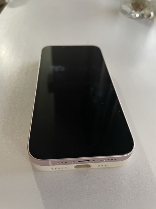 Apple iPhone 13 256Gb Розовый (pink)