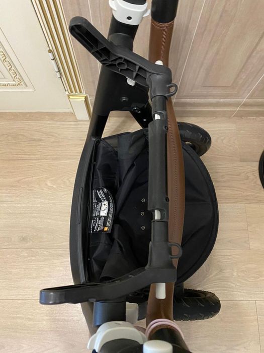 Коляска Stokke Trailz