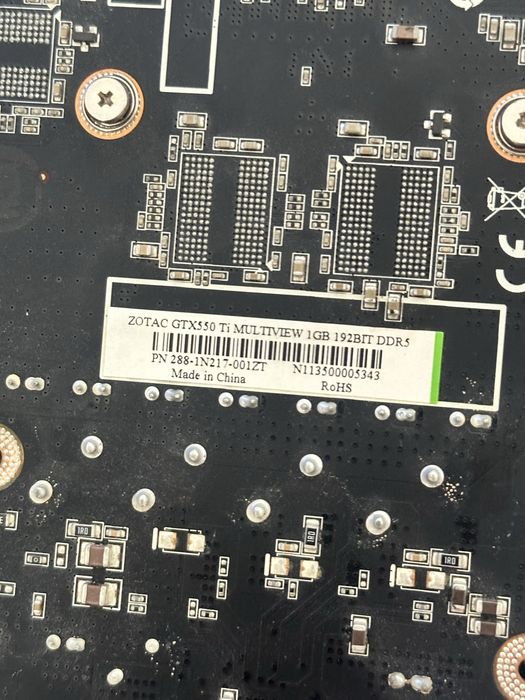ZOTAC GTX550 Ti multiview 1GB