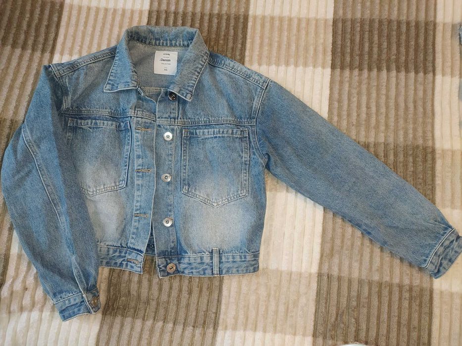 Джинсовая куртка укороченная