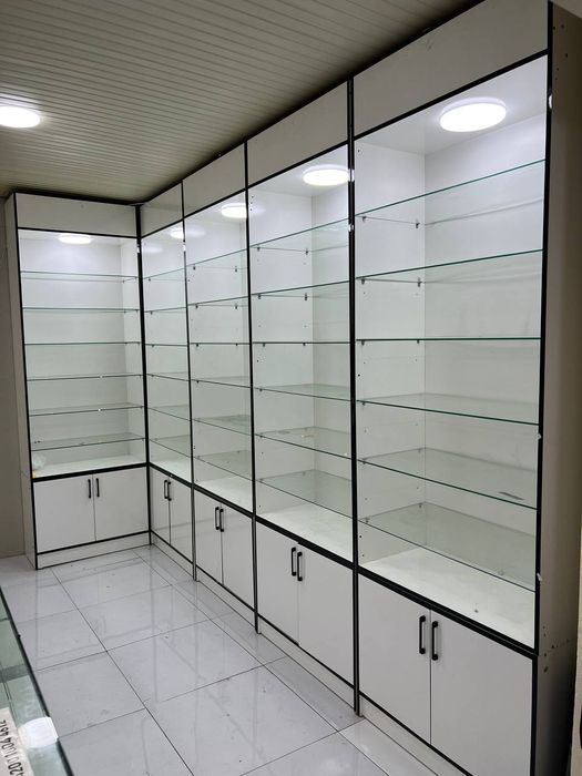 Magazen polkalari sotiladi