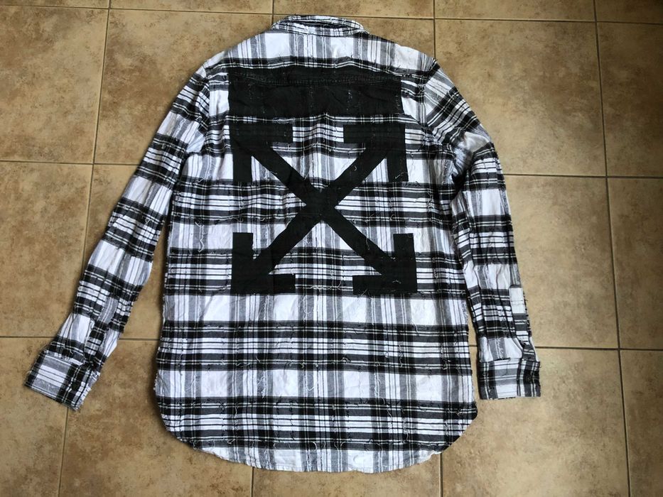 Off White Distressed shirt L