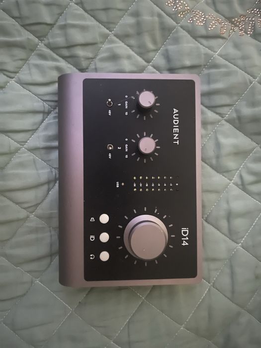 Звуковая карта Audient ID14