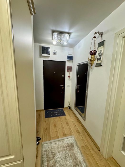 De vanzare Aprtament 2 camere - calea Grivitei