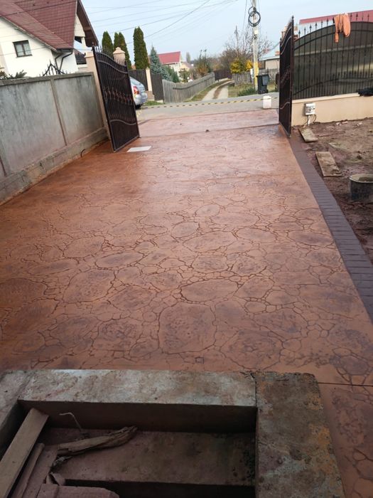 Beton amprentat, maturat, elicopterizat