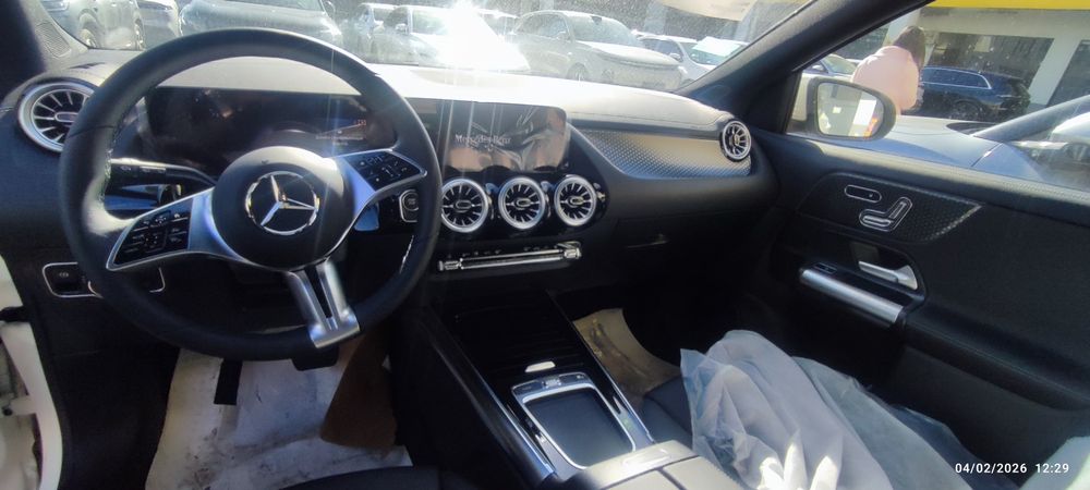 Mercedes- benz EQC 250