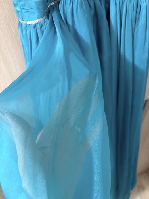 Vand rochie  de seara