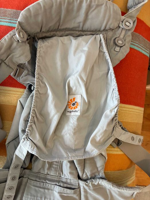 Ергономична Раница Ergobaby Omni 360 + приставка за новородени