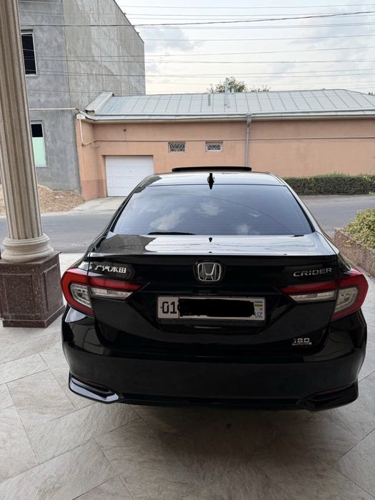 Honda crider sotiladi