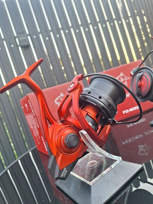 SET 2 Mulinete PRO FL Feeder Zone 6000 Model Nou

Produs NOU cu livrar