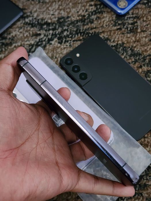 Samsung  S22 5G 8/256gb