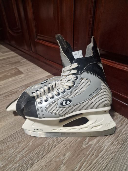 Коньки хокейные Botas