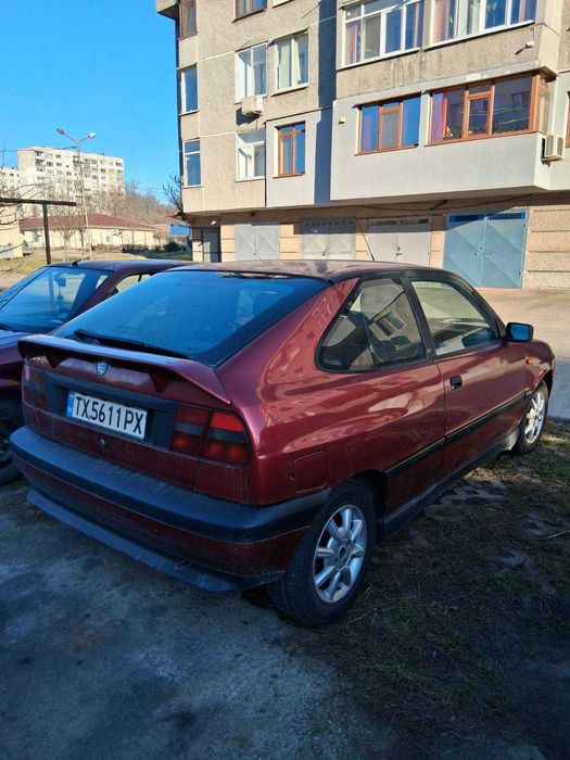 Lancia Delta 1998г 240000км 98кс.