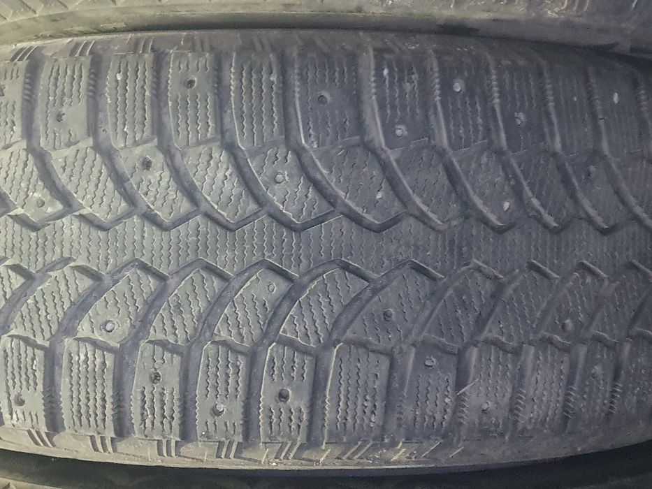 Шина 16 ий .зимний