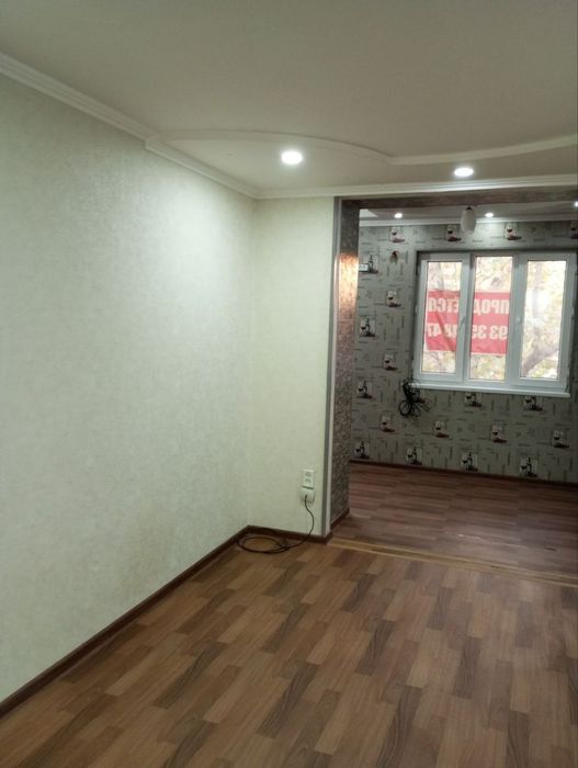 Продается 3 комнатная квартира. В районе Телеграф. Этаж 3.