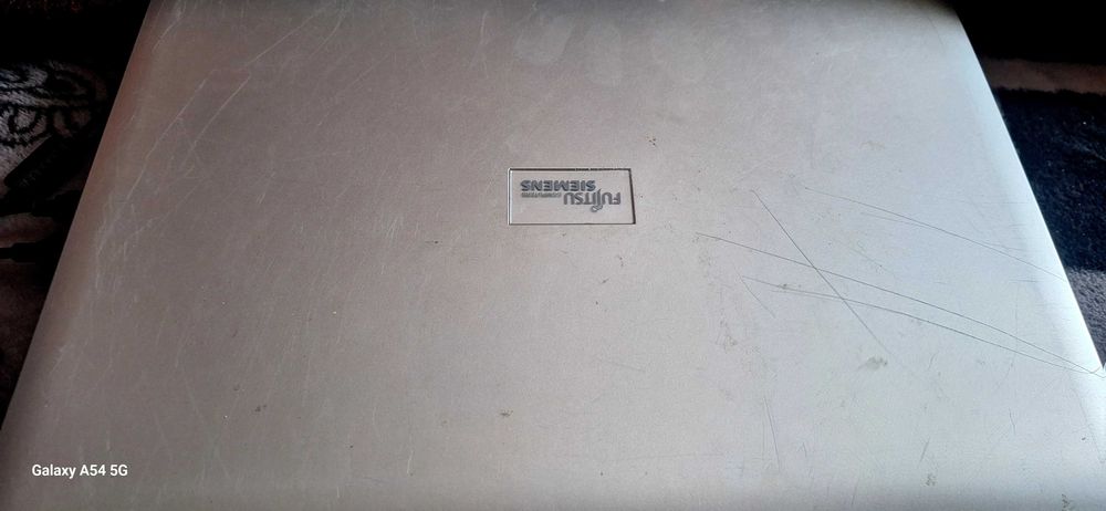 Vand laptop fujitsu