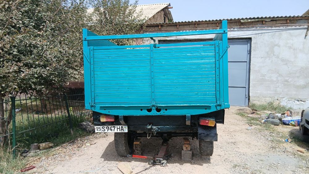 Uazik srochna sotilad