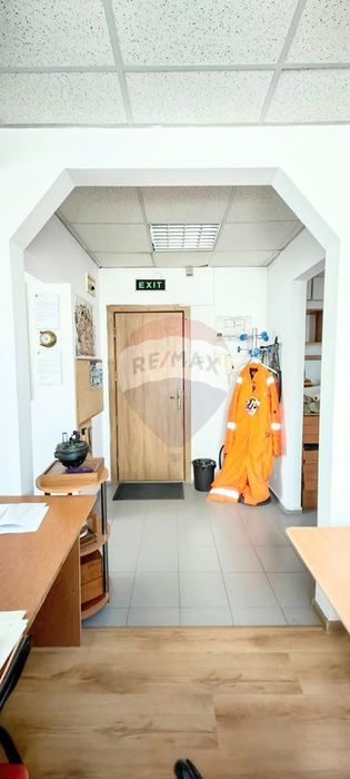 Продава се Двустаен апартамент в Варна, ЖП Гара - 70 кв.м за 2629 €/кв.м - Снимка #10