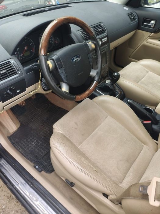 Ford Mondeo break negru Mk3