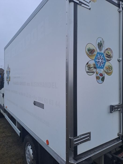 Iveco 35 două compartimente