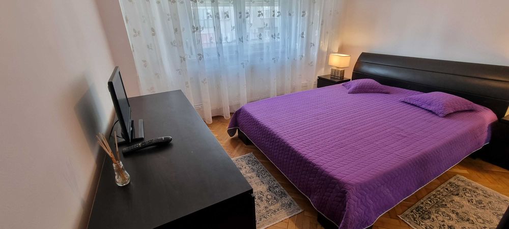 Închiriez apartament 2 camere ultracentral