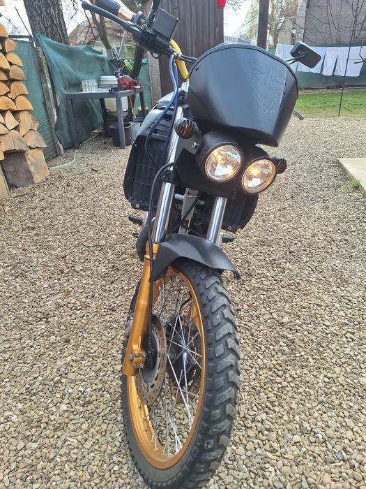 Honda Transalp 600 Cafe Race