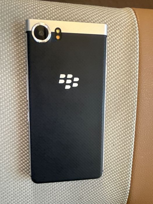 Blackberry Key 1