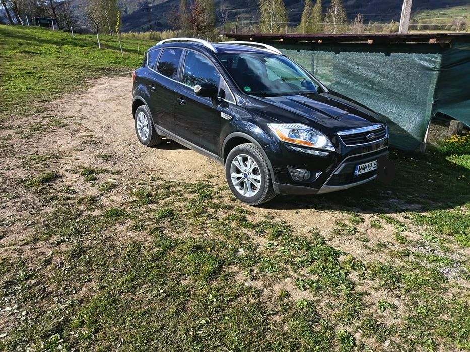 FORD Kuga 2011 — imagine 2